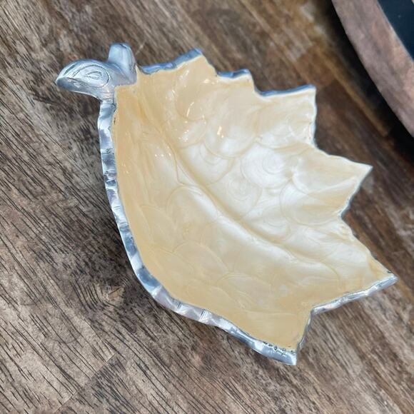 Julia Knight autumn Leaf bowl enameled - Picture 1 of 12